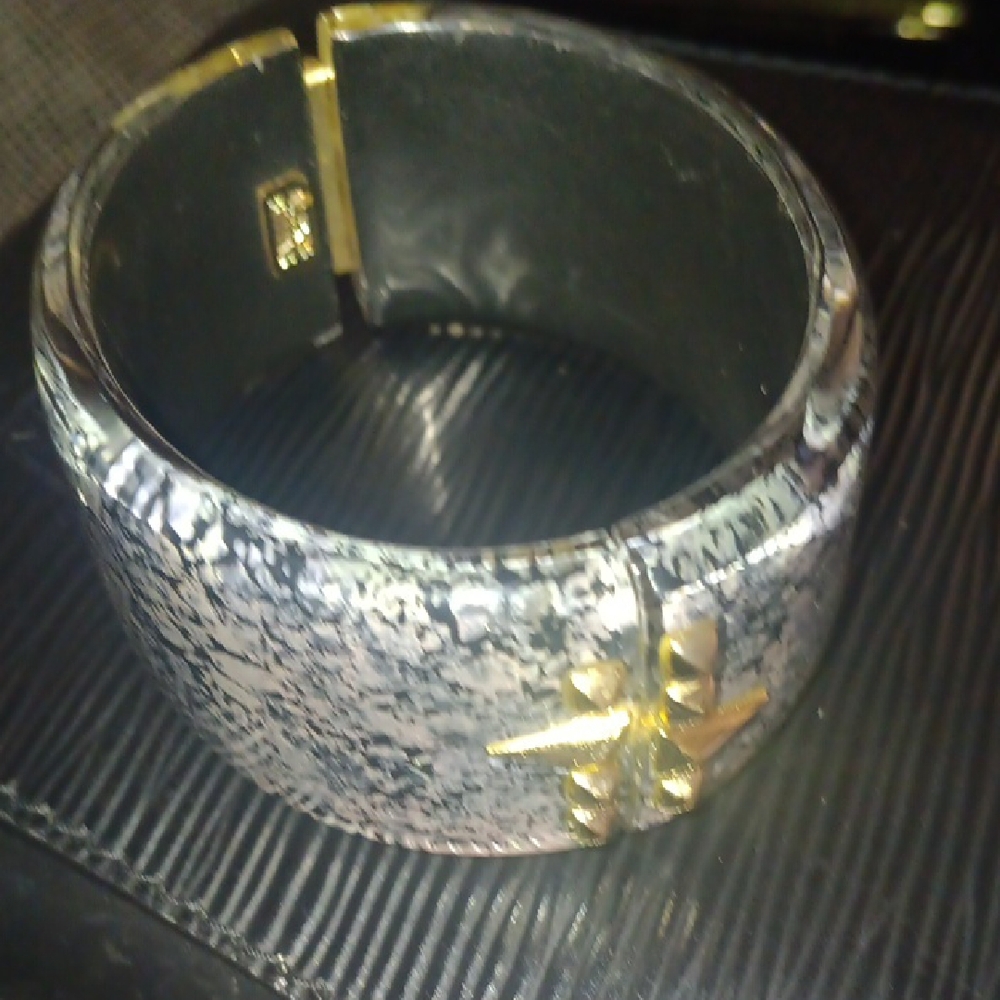 Alexis BITTAR GOLD TONE CLAMP Cuff BRACELET Mult-Colored NWOT